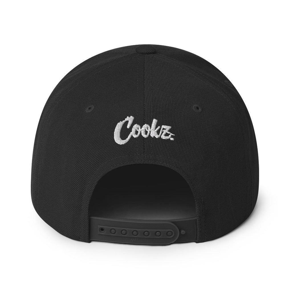 V Snapback