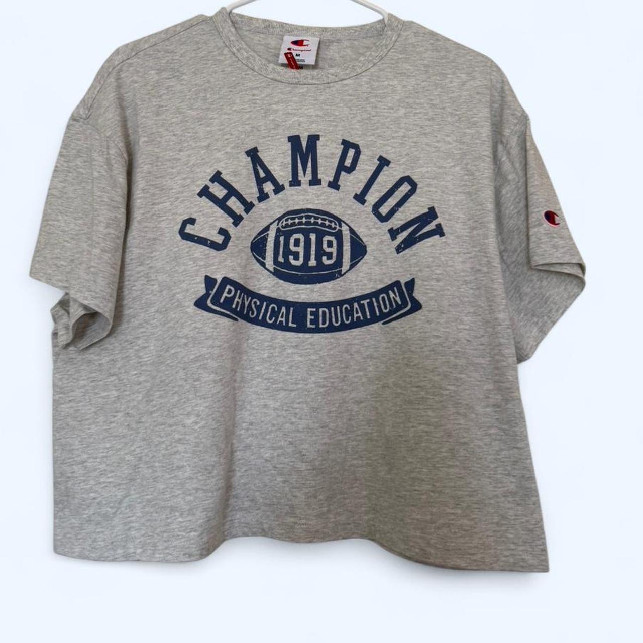 Champion Rec Center Crop Shirts